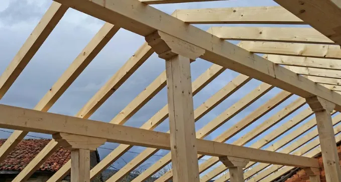 montaje de estructura de madera para cubierta en vivienda de corvera de asturias, gijon